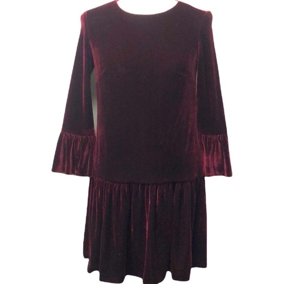 Donna Morgan Velvet Trumpet Bell Sleeve Dress Size 2 - Picture 1 of 10